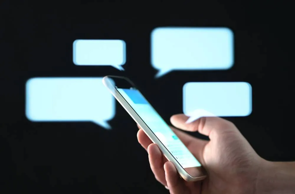 sexting 101 the ultimate guide to steaming up your text game master the art of artistic textual pleasure