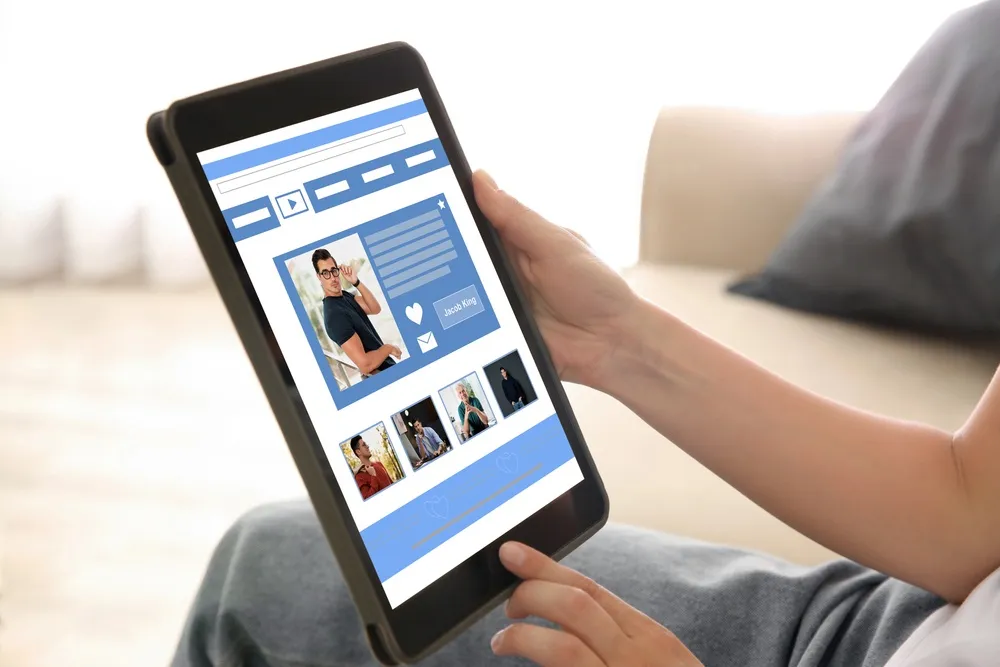 get lucky on tinder every time the 2024 insider playbook youll wish you knew sooner 5
